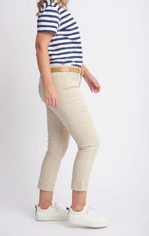 GC Natural capri pants