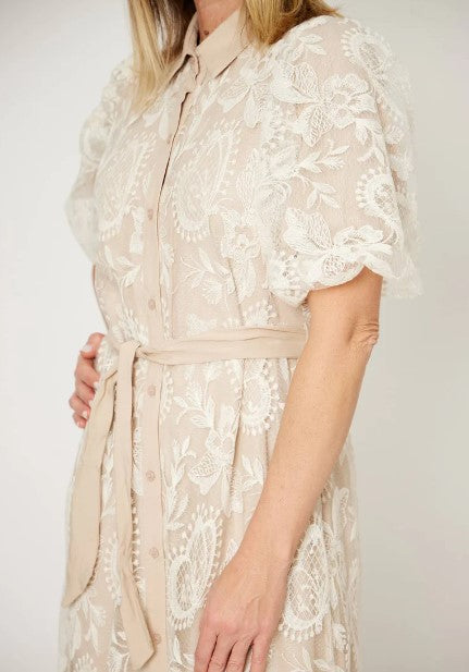 Embrodiery cream lace dress