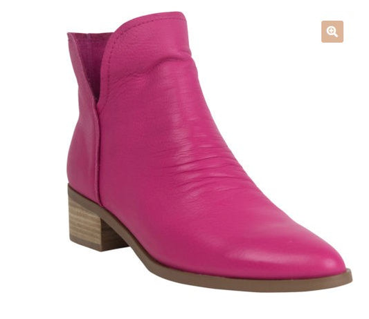 BEC Hot pink Boots