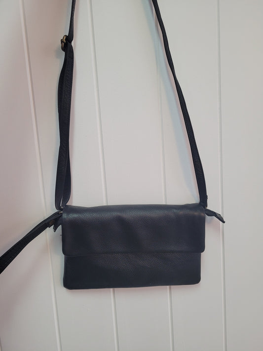 Blog Black Crossbody Bag